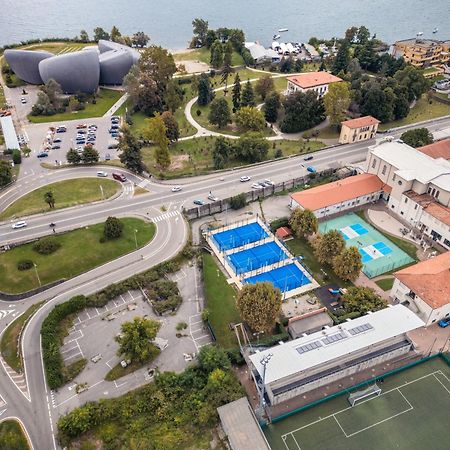 Bed and Breakfast Al Centro Verbania Esterno foto