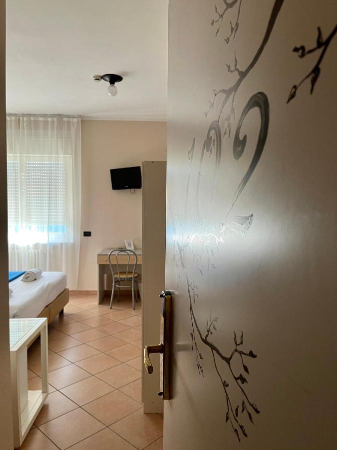Bed and Breakfast Al Centro Verbania Esterno foto