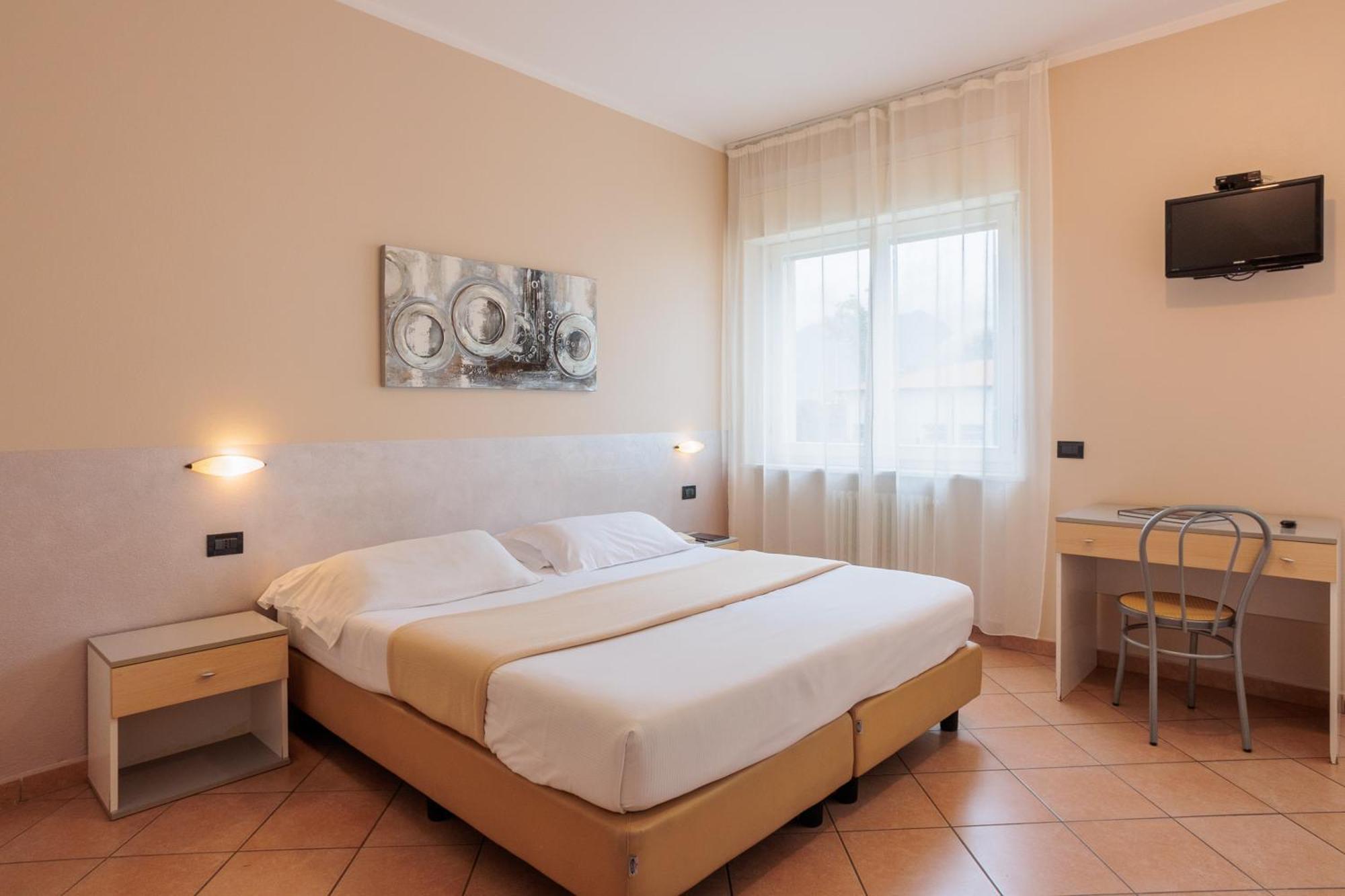 Bed and Breakfast Al Centro Verbania Esterno foto